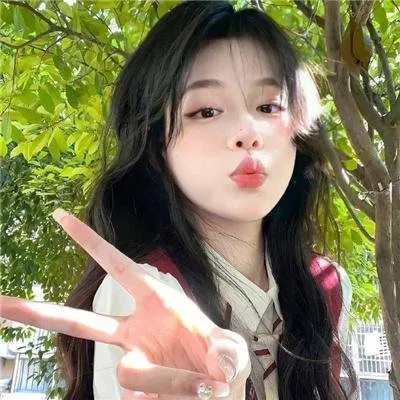 微观世界的奇遇《借东西的小人阿莉埃蒂》：地板下的拇指姑娘与患病人类男孩的短暂而唯美的友谊