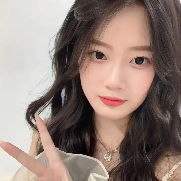 【极致虐心】《任意依恋》金宇彬裴秀智：顶级大明星与卑微纪录片导演的悲情绝恋